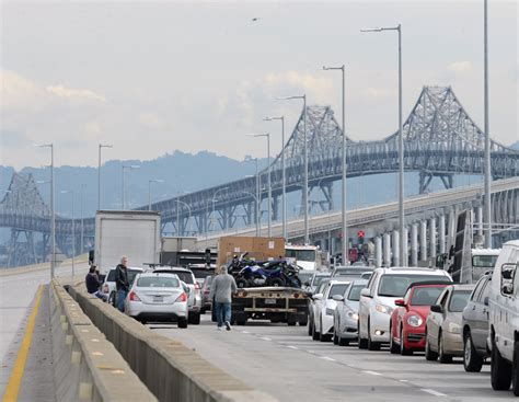 2 westbound lanes reopen on Richmond-San Rafael Bridge after fatal big rig crash